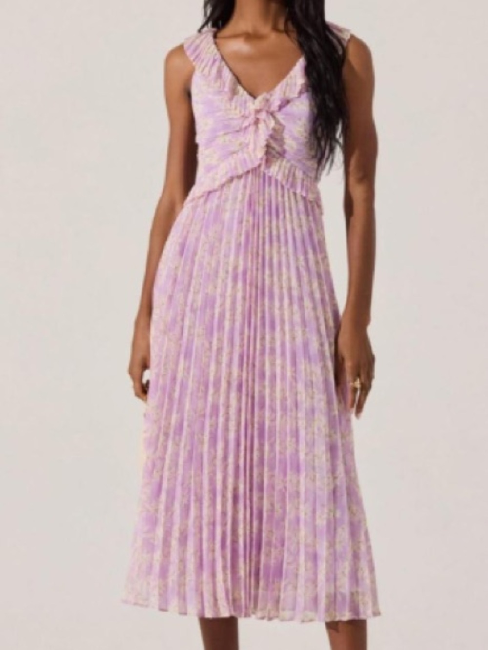 ASTR The Label Lilac Floral Pleated Ruffle Midi Dress Romantic Wedding Guest